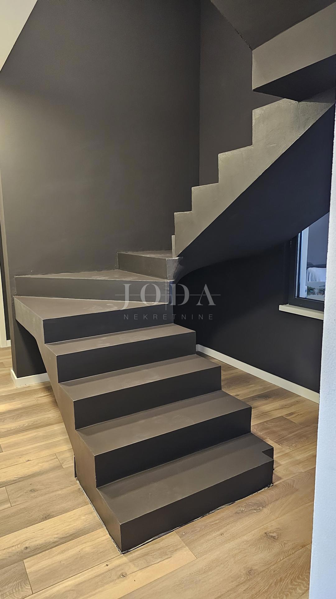 Casa In vendita - ISTARSKA GRAČIŠĆE