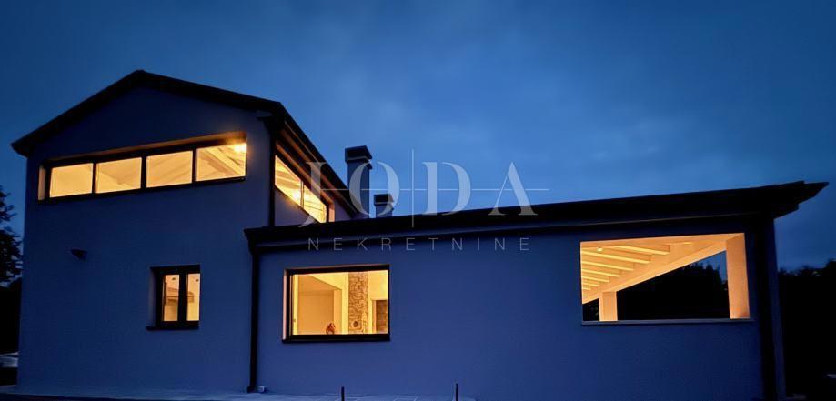 Casa In vendita - ISTARSKA GRAČIŠĆE