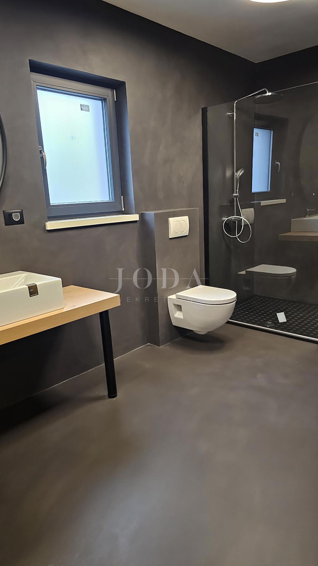 Casa In vendita - ISTARSKA GRAČIŠĆE