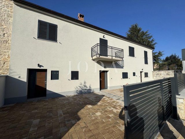 House for sale 170 m² – Funtana