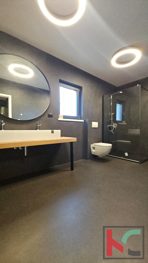 Casa In vendita - ISTARSKA GRAČIŠĆE