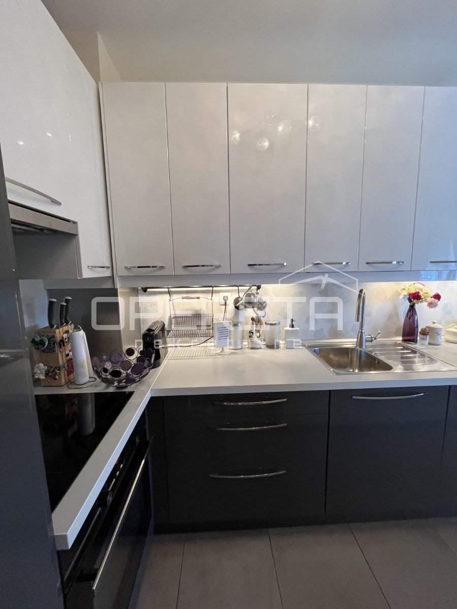 Apartmán Na prenájom - SPLITSKO-DALMATINSKA SPLIT