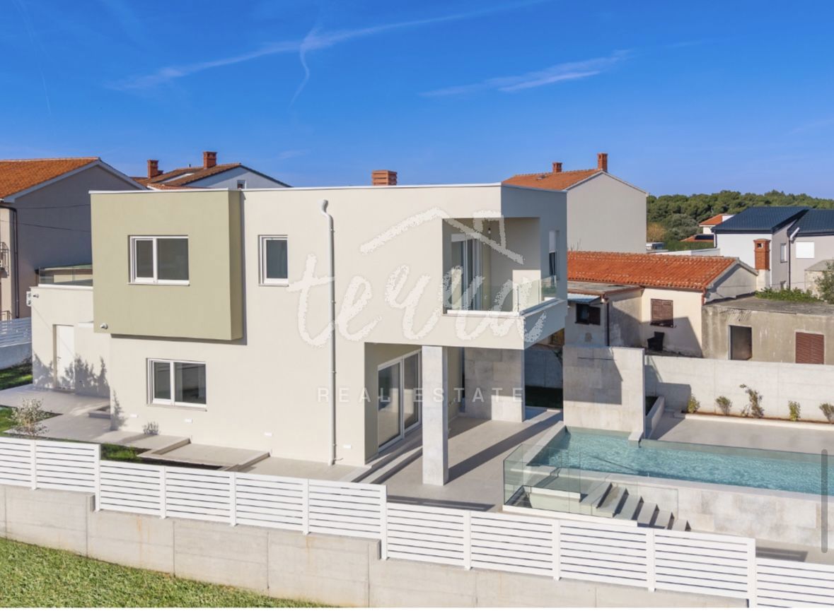 Haus Zu verkaufen - Istarska Ližnjan - foto 2/15