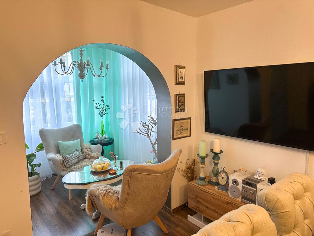 House For sale - ŠIBENSKO-KNINSKA VODICE