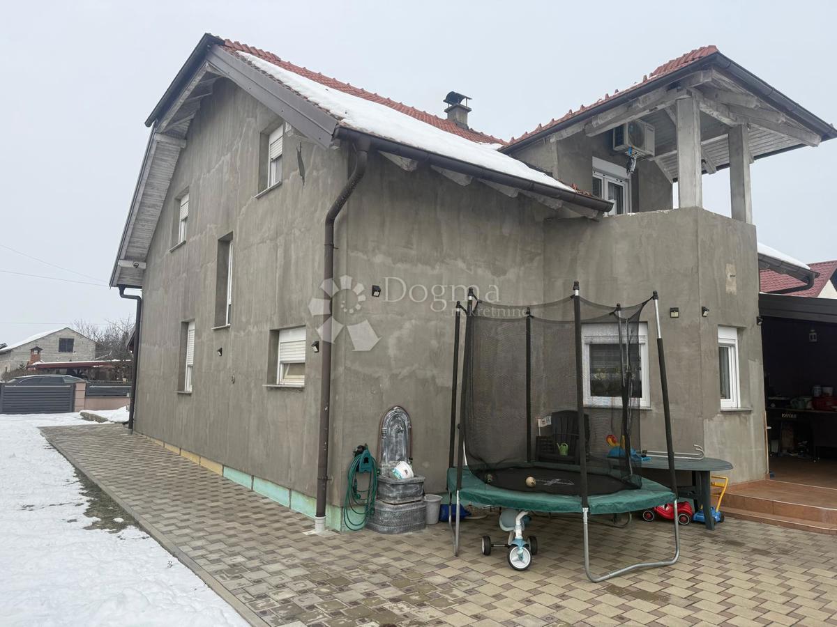 Casa In vendita - VARAŽDINSKA TRNOVEC BARTOLOVEČKI