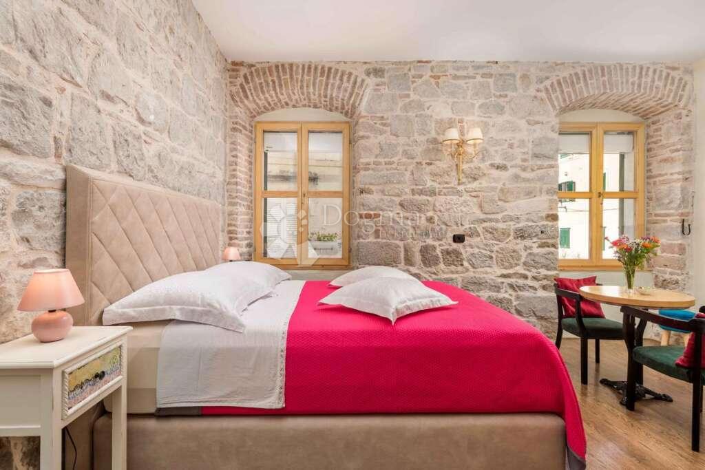 Flat For sale - SPLITSKO-DALMATINSKA SPLIT
