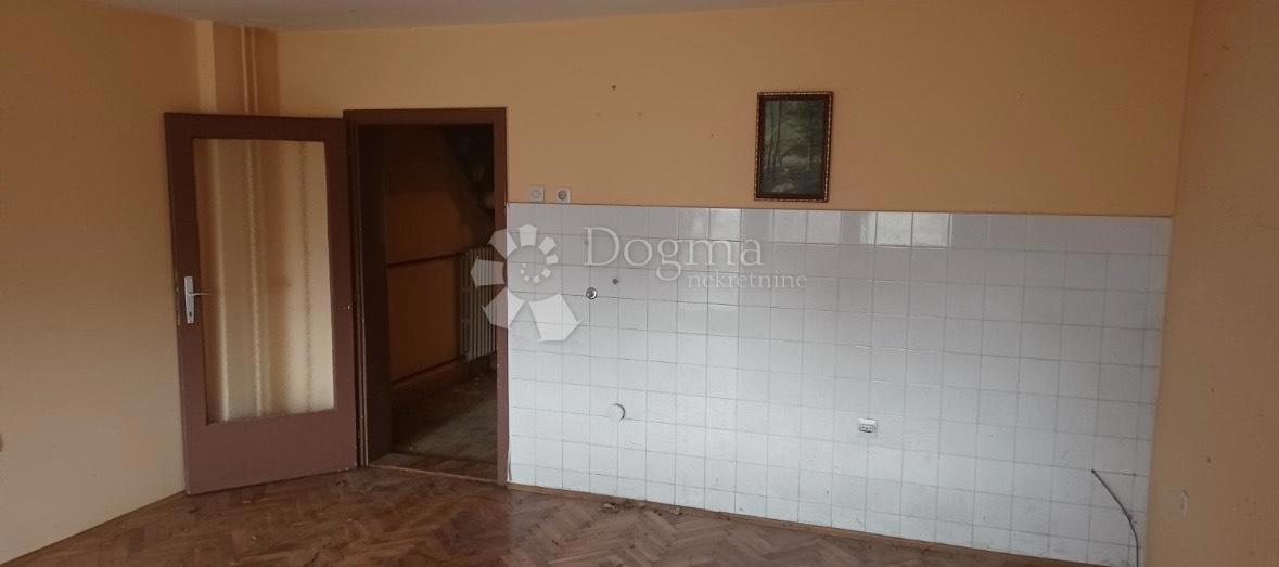 House For sale - OSJEČKO-BARANJSKA OSIJEK