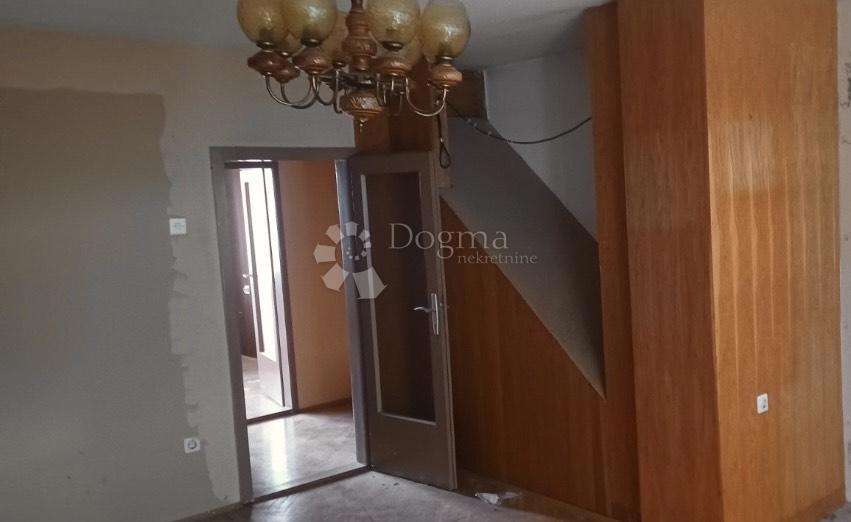 House For sale - OSJEČKO-BARANJSKA OSIJEK