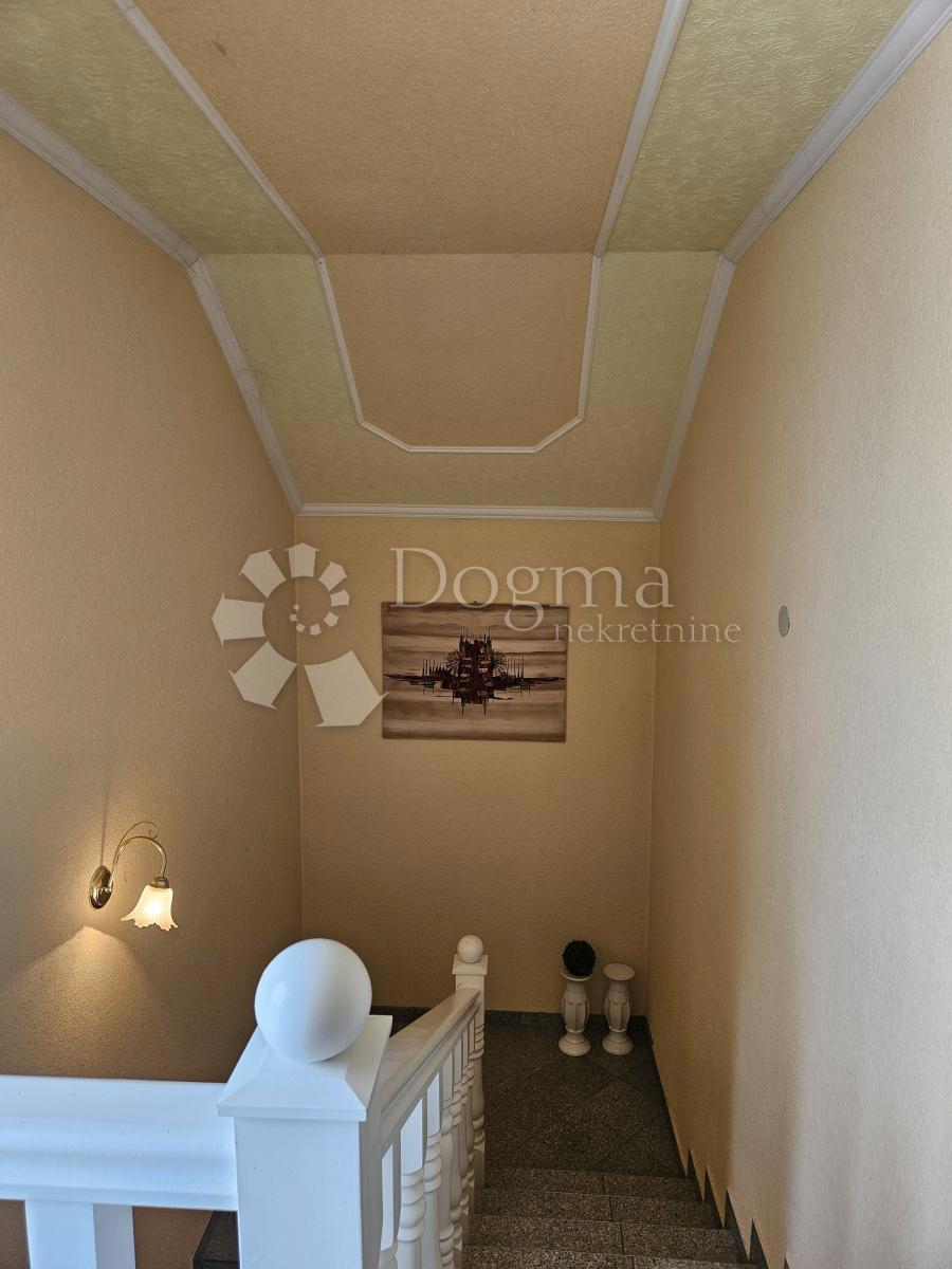 Hiša Na predaj - VARAŽDINSKA PETRIJANEC