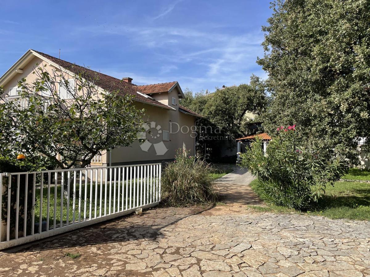 House For sale - ŠIBENSKO-KNINSKA VODICE