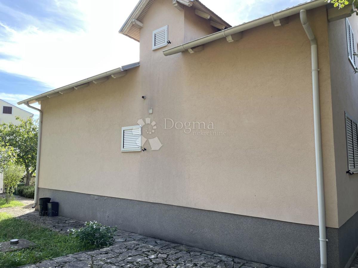 House For sale - ŠIBENSKO-KNINSKA VODICE