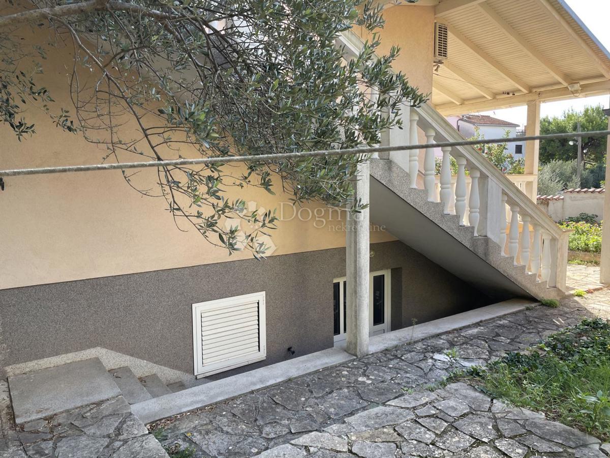House For sale - ŠIBENSKO-KNINSKA VODICE