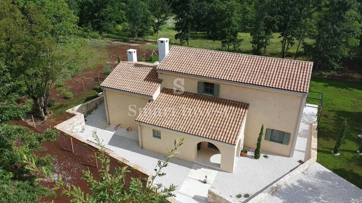 Maison À vendre - ISTARSKA GRAČIŠĆE