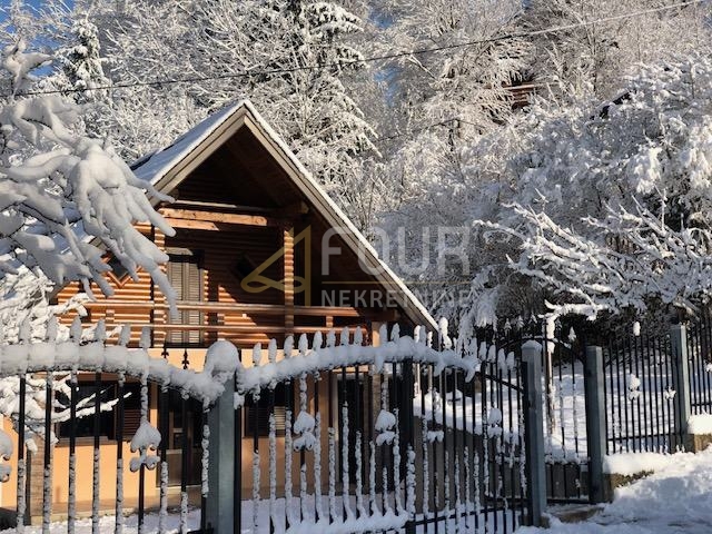 Dom Na sprzedaż - Primorsko-goranska čabar - foto 1/9