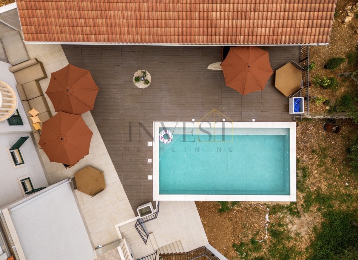 Haus Zu verkaufen - SPLITSKO-DALMATINSKA DUGI RAT