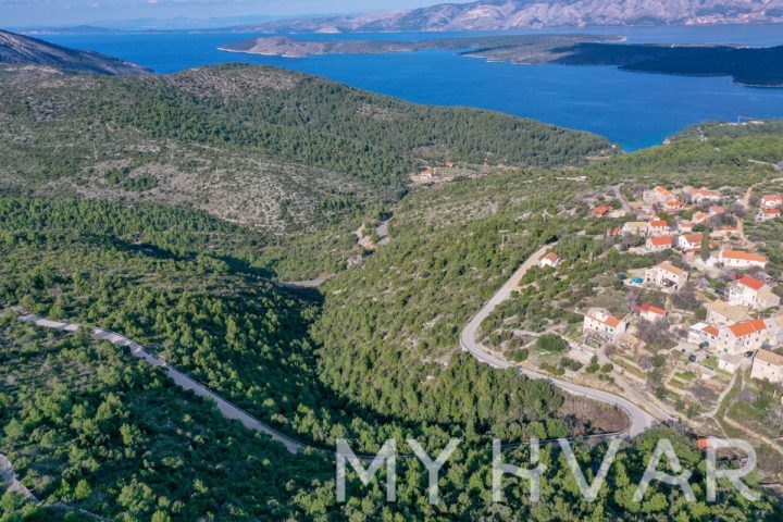 Land for sale 8531 m² – Stari Grad