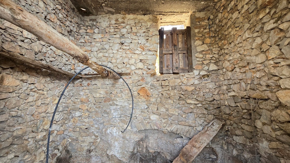 Casa In vendita - SPLITSKO-DALMATINSKA HVAR