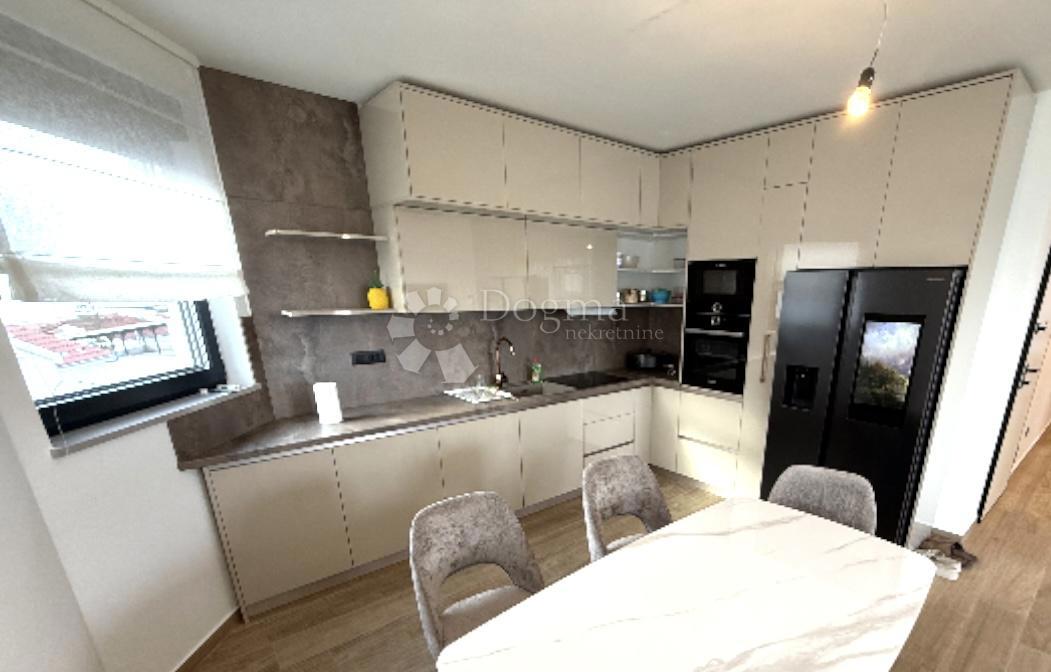 Apartment Zu verkaufen - Zadarska Sukošan - foto 1/10