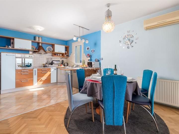 Flat For rent - PRIMORSKO-GORANSKA RIJEKA