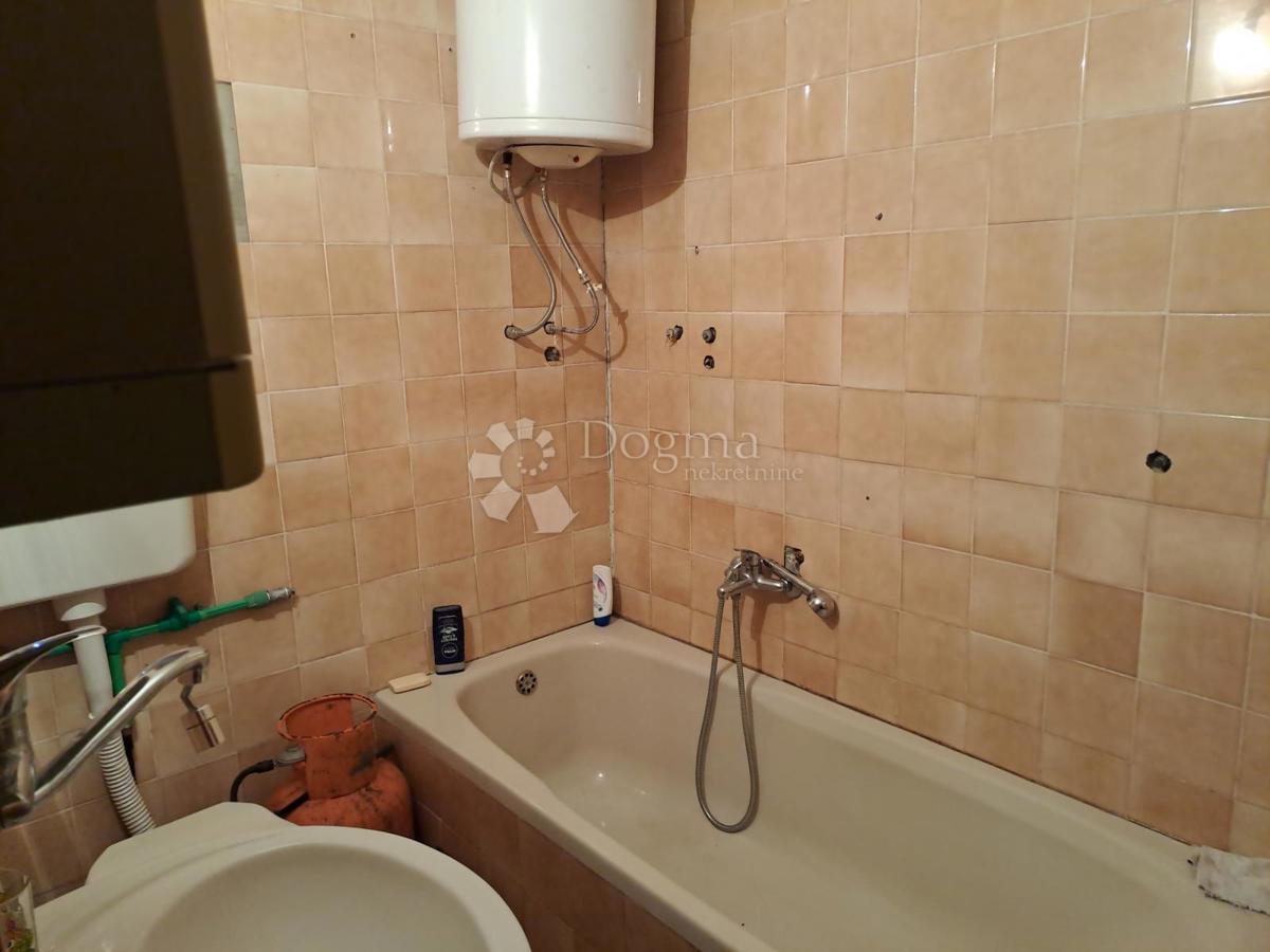 Haus Zu verkaufen - SISAČKO-MOSLAVAČKA GLINA