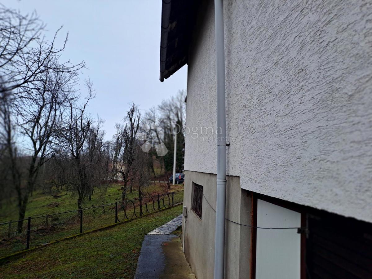 Haus Zu verkaufen - SISAČKO-MOSLAVAČKA GLINA