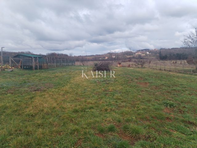 Terreno in vendita 1109 m² – Umag