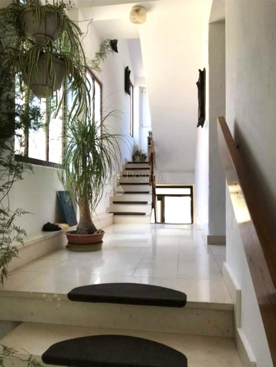 House For sale - SPLITSKO-DALMATINSKA PODGORA
