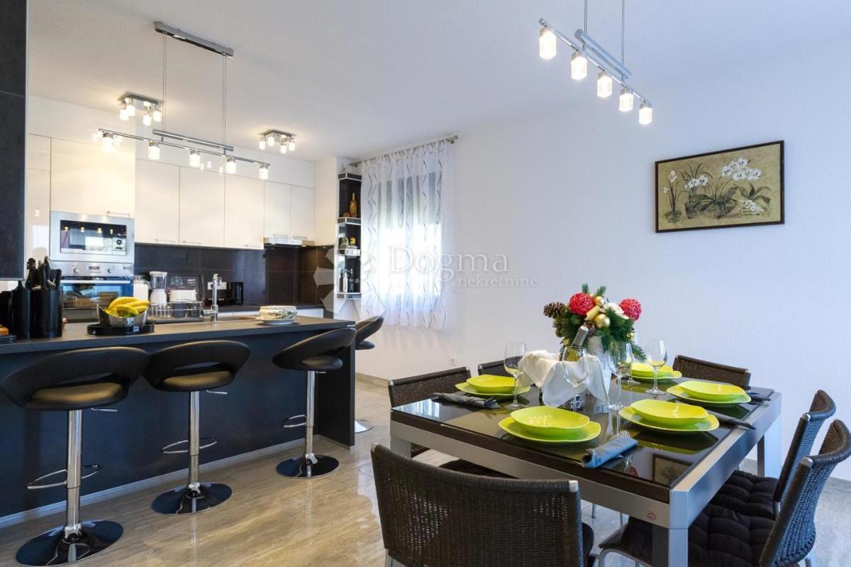 Maison À vendre - ZADARSKA SUKOŠAN