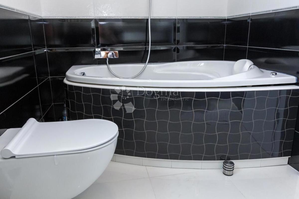 Maison À vendre - ZADARSKA SUKOŠAN