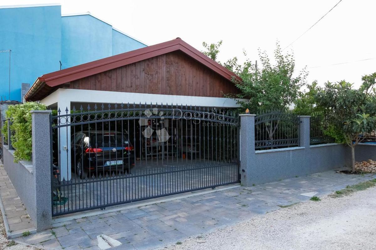 Maison À vendre - ZADARSKA SUKOŠAN