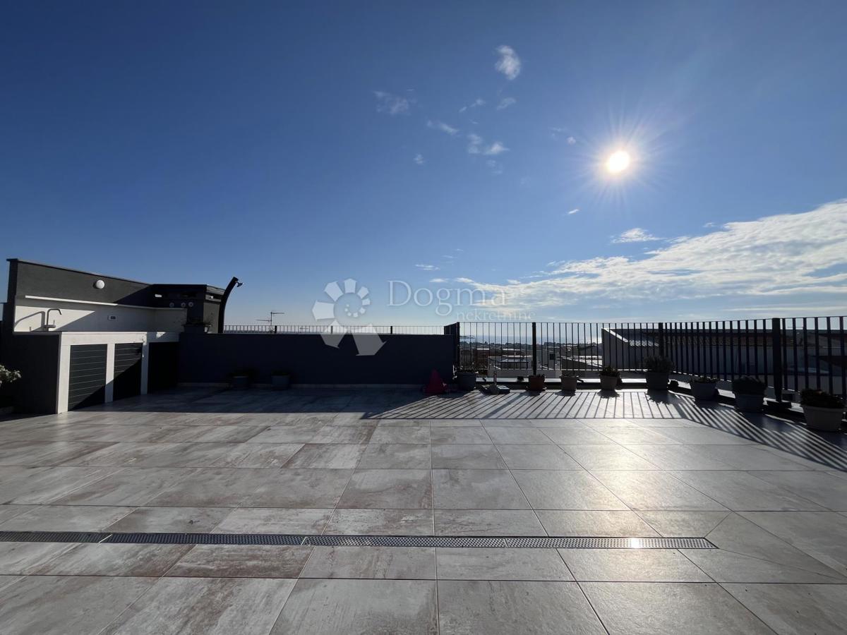 Flat For sale - ISTARSKA NOVIGRAD