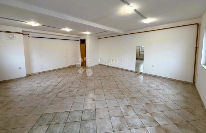 Poslovni prostori za najem 45 m² – Trnovec Bartolovečki