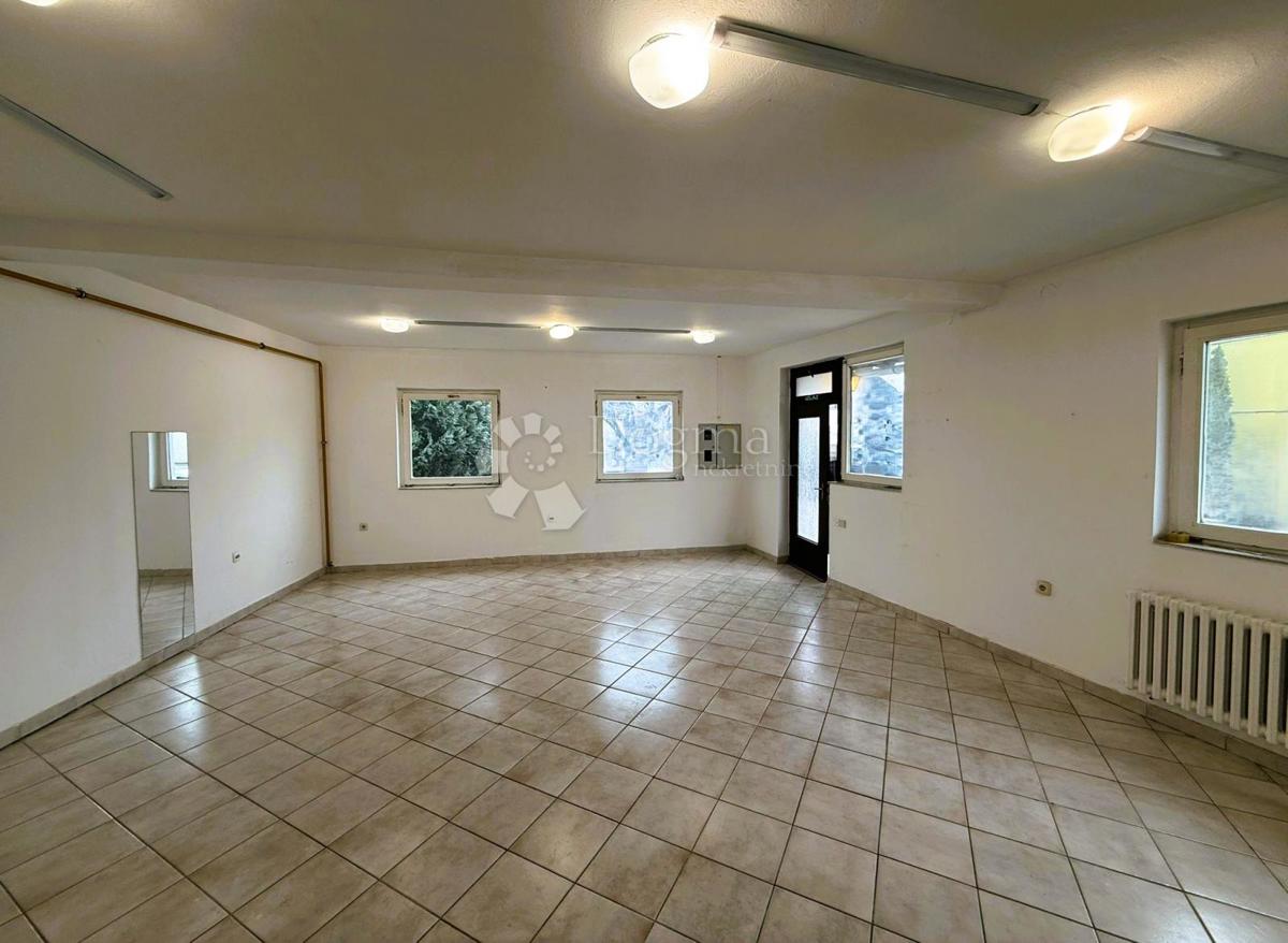 Poslovni prostor Za najam - VARAŽDINSKA TRNOVEC BARTOLOVEČKI
