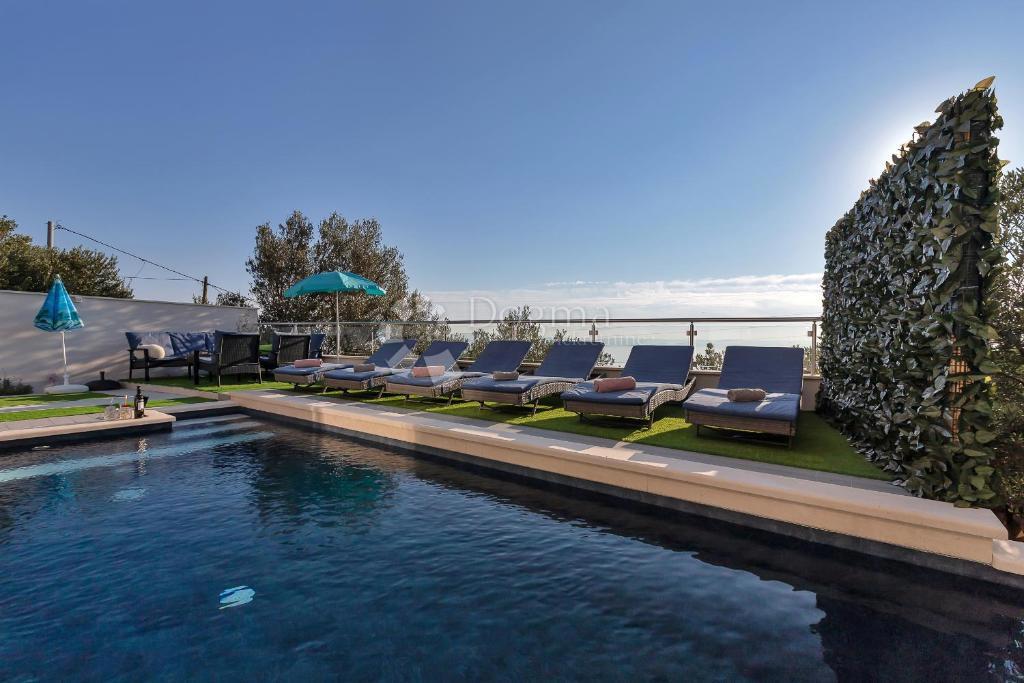 Casa In vendita - SPLITSKO-DALMATINSKA MAKARSKA