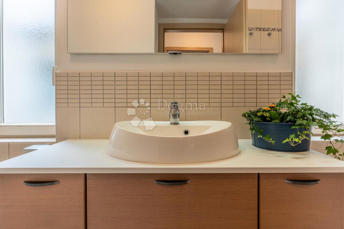 Flat For sale - PRIMORSKO-GORANSKA RIJEKA