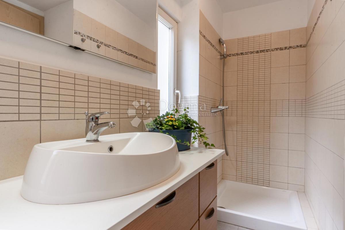 Flat For sale - PRIMORSKO-GORANSKA RIJEKA