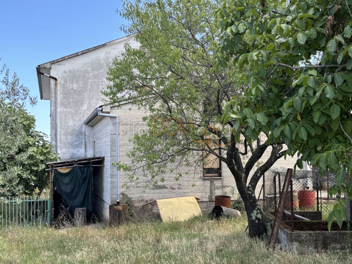Haus Zu verkaufen - Istarska Marčana - foto 2/17