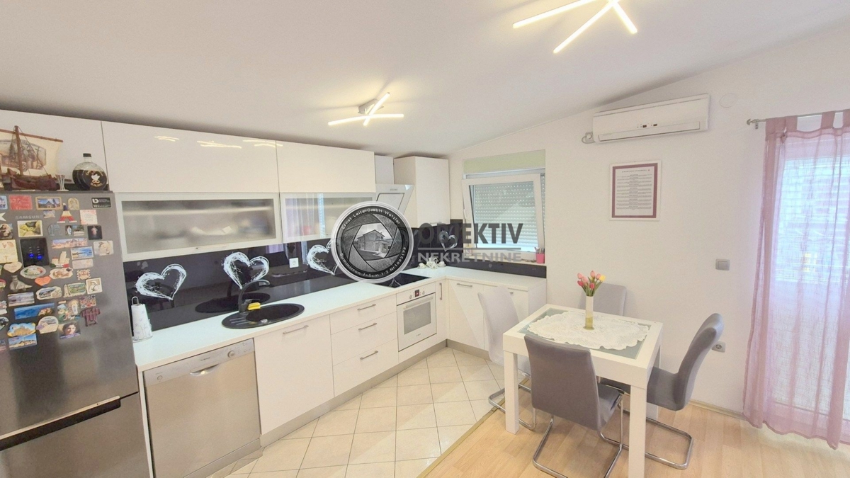 Maison À vendre - Splitsko-dalmatinska Split - foto 1/26