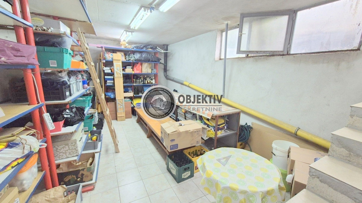 Maison À vendre - SPLITSKO-DALMATINSKA SPLIT