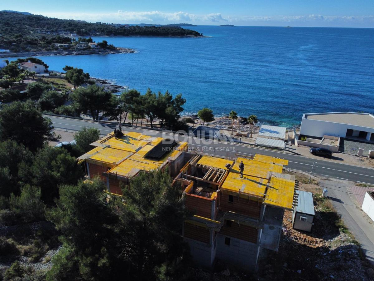 Flat For sale - ŠIBENSKO-KNINSKA PRIMOŠTEN