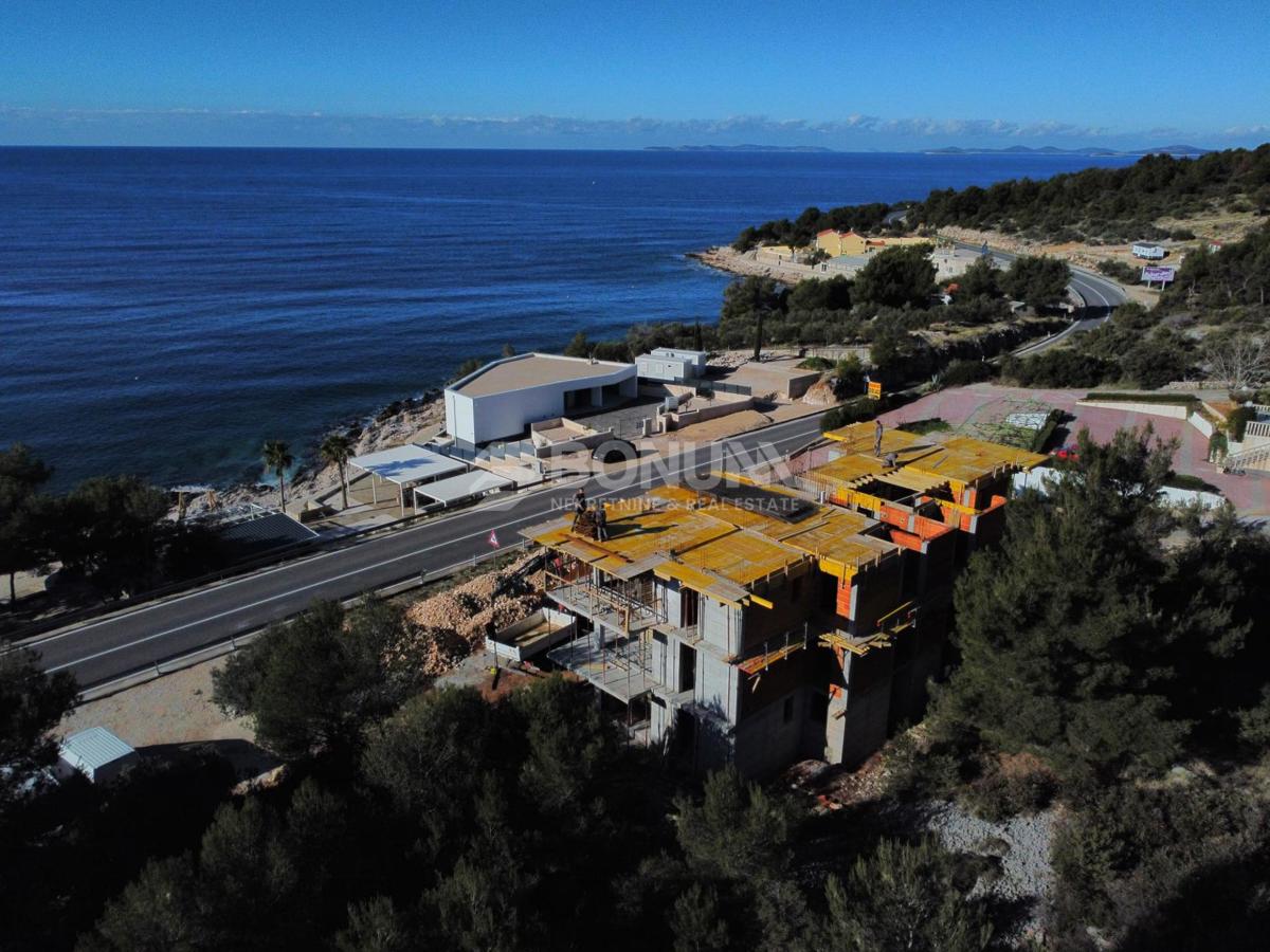 Flat For sale - ŠIBENSKO-KNINSKA PRIMOŠTEN
