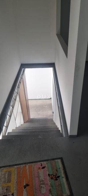 Business premises For sale - ZADARSKA ZADAR