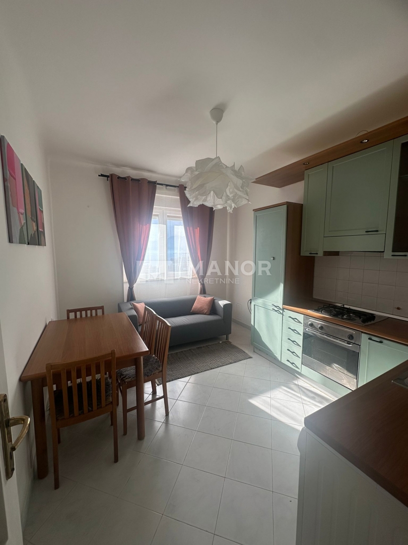 Appartement À louer - Primorsko-goranska Rijeka - foto 1/8