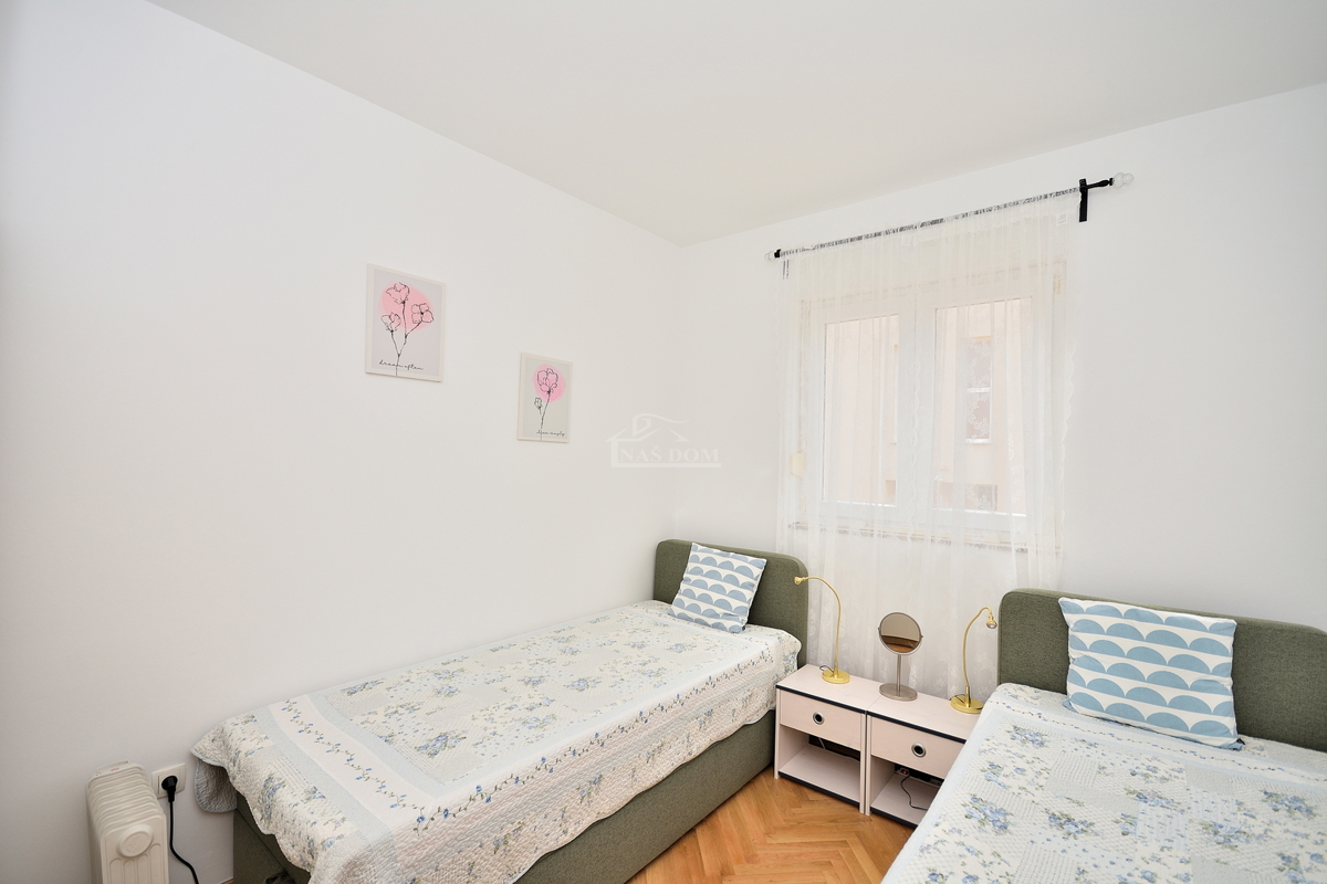 Stan Na prodaju - ŠIBENSKO-KNINSKA VODICE