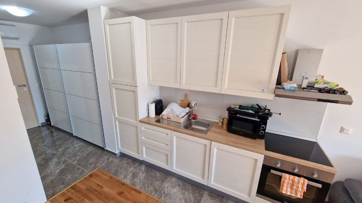 Flat For sale - SPLITSKO-DALMATINSKA MAKARSKA