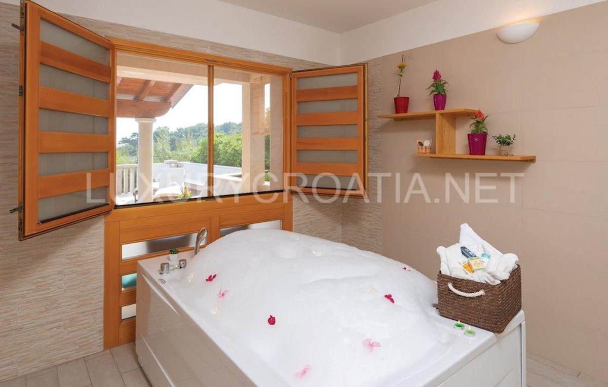 Casa In vendita - DUBROVAČKO-NERETVANSKA KORČULA