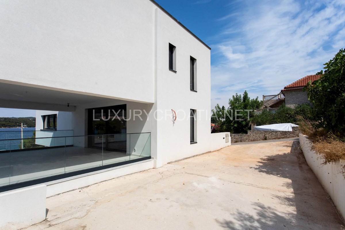 Casa In vendita - SPLITSKO-DALMATINSKA ŠOLTA