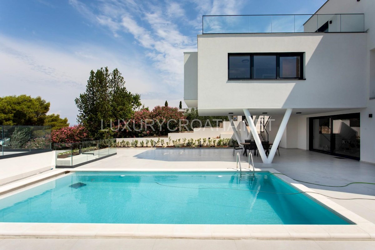 Casa In vendita - SPLITSKO-DALMATINSKA ŠOLTA
