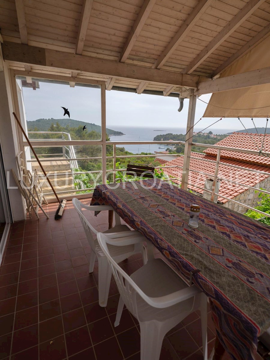 Casa In vendita - SPLITSKO-DALMATINSKA ŠOLTA