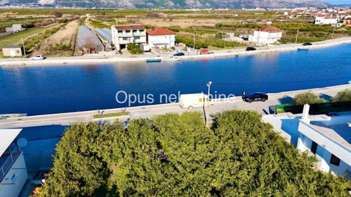 Parcela na predaj 1852 m² – Slivno